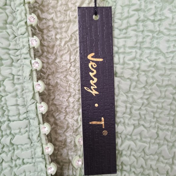 Jerry T Womens Vest - Picture 4 of 10